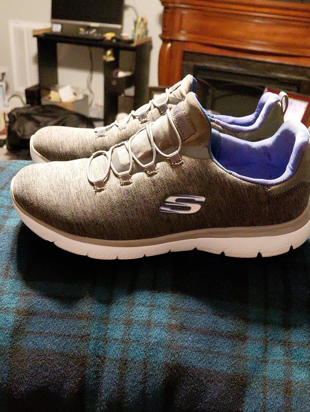 Skechers Memory Foam Gray Athletic Sneakers